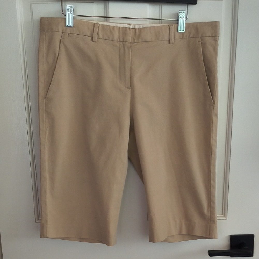 Theory Beige Bermuda Shorts, Size 12